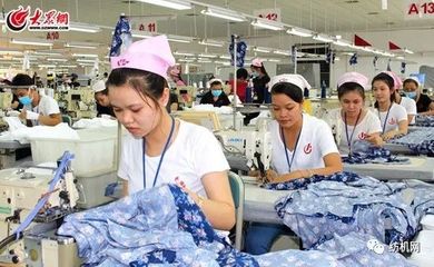 30多家媒體求參觀!青島這家紡織廠創(chuàng)立60年,年產(chǎn)值過百億,它的智能工廠、無水染色、智能服裝都堪稱行業(yè)典范!